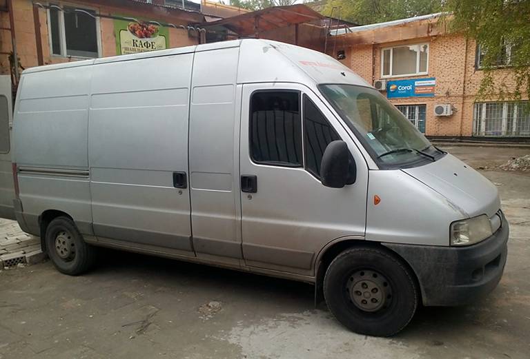 Машина для перевозки межкомнатных дверей из Александров в Майкоп